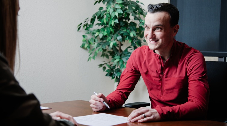 How to Choose the Right Banking Partner for Your Small Business Loan