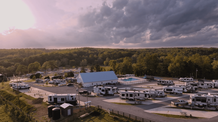 Meet Piney River Resort